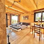 Dom Na Zielonym Wzgórzu Z Własną Sauną I Jacuzzi Casa de Férias