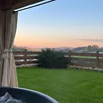 Dom Na Zielonym Wzgórzu Z Własną Sauną I Jacuzzi Casa de Férias Łapsze Niżne