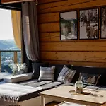 Ferienhaus Dom Na Zielonym Wzgorzu Z Wlasna Sauna I Jacuzzi Łapsze Niżne