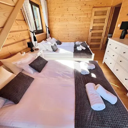 Dom Na Zielonym Wzgorzu Z Wlasna Sauna I Jacuzzi