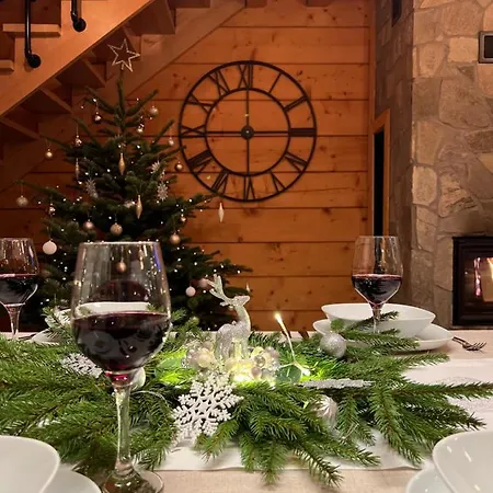 Tatil Evi Dom Na Zielonym Wzgorzu Z Wlasna Sauna I Jacuzzi Łapsze Niżne