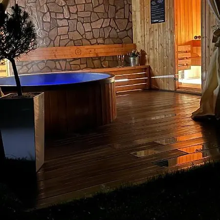 Dom Na Zielonym Wzgorzu Z Wlasna Sauna I Jacuzzi * Łapsze Niżne