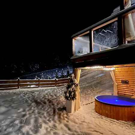 Dom Na Zielonym Wzgorzu Z Wlasna Sauna I Jacuzzi Feriehus Łapsze Niżne