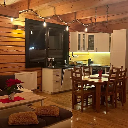 Dom Na Zielonym Wzgorzu Z Wlasna Sauna I Jacuzzi Tatil Evi *